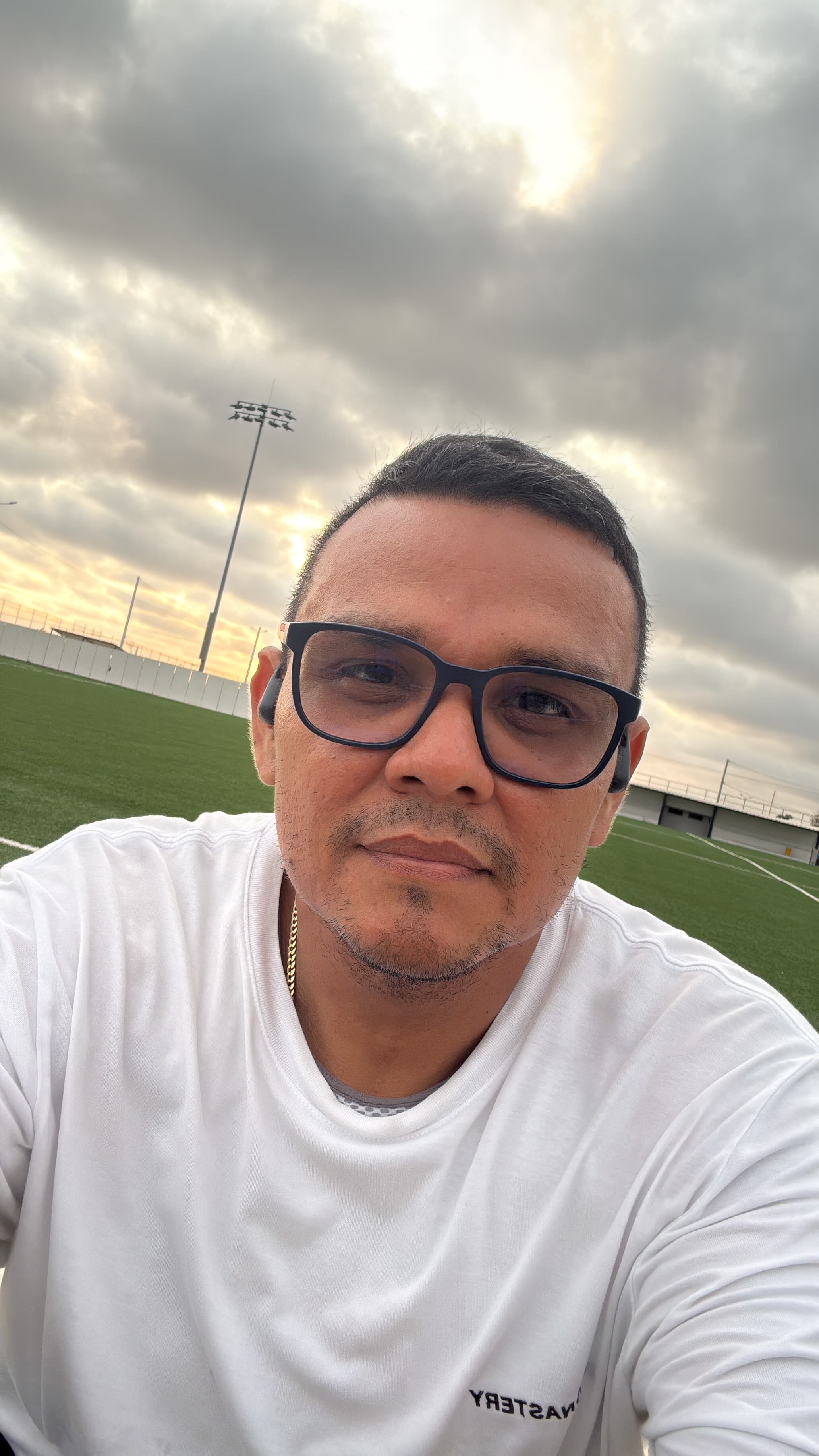 Luis Hernández