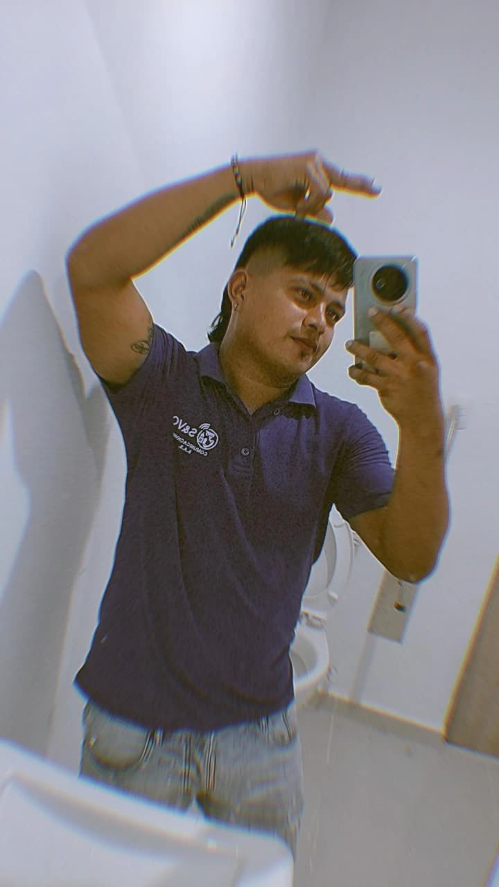 Daniel Camargo